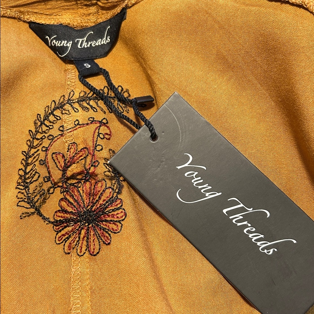 NWT YOUNG THREADS LAYER WRAP S NWT - image 11